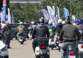 Ruta de Vespas en Arroyo