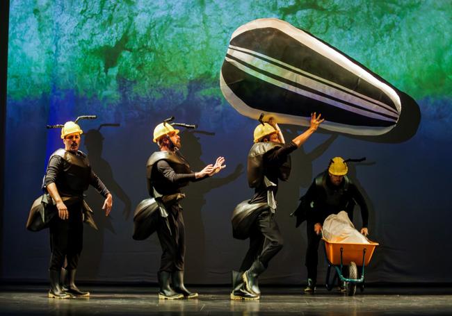 Una escena de la sorprendente 'Bichitos', para toda la familia