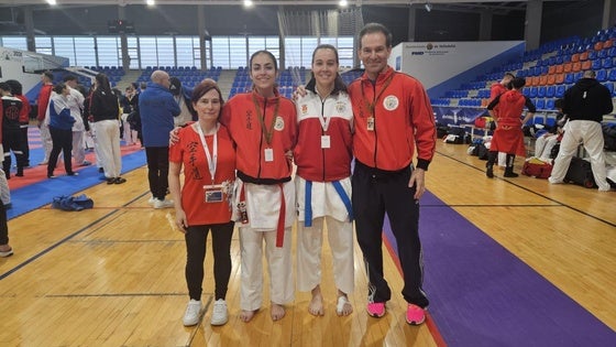 5 medallas para el Club de Kárate Arroyo