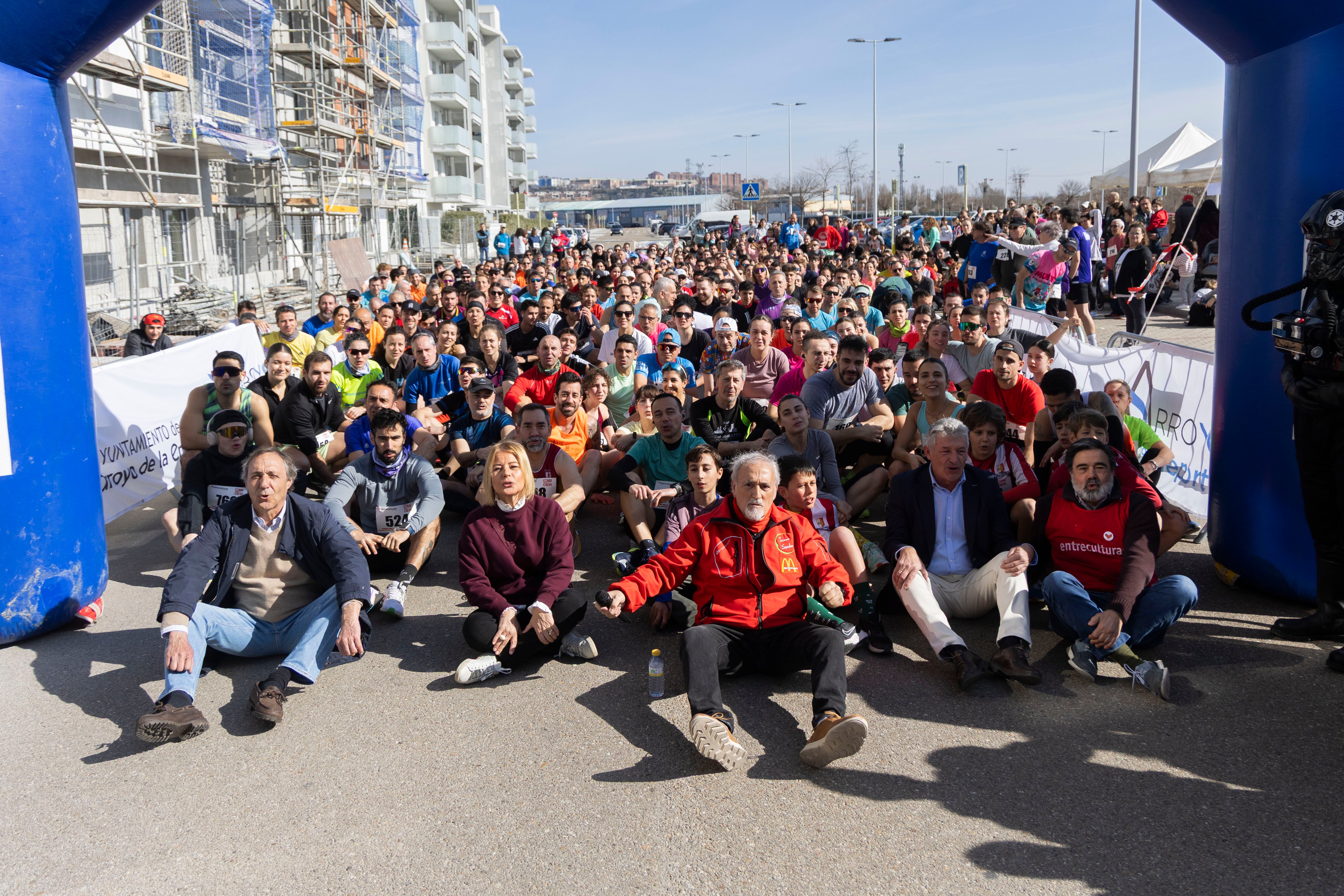Las imágenes de la carrera entreculturas celebrada en Arroyo de la Encomienda