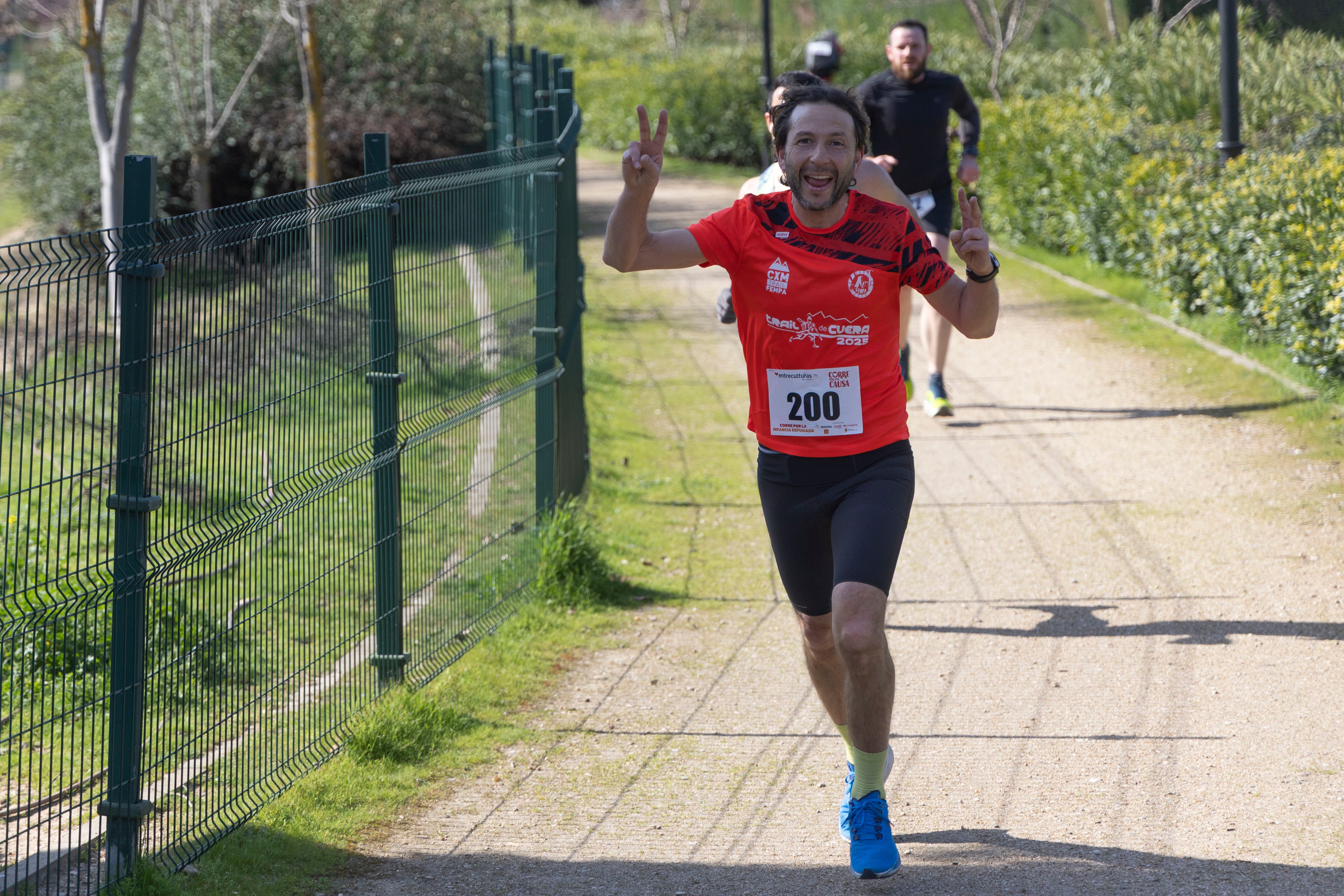 Las imágenes de la carrera entreculturas celebrada en Arroyo de la Encomienda