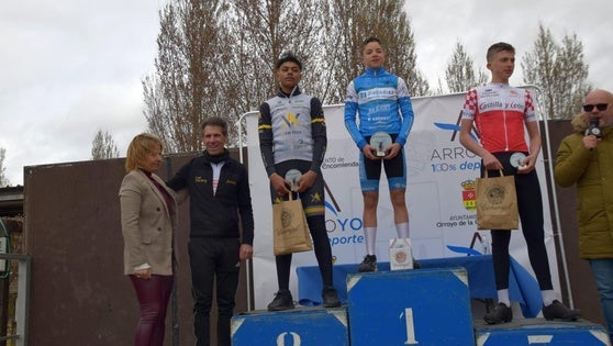 Arroyo reúne a 200 promesas del ciclismo en el XX Trofeo BTT Escuelas