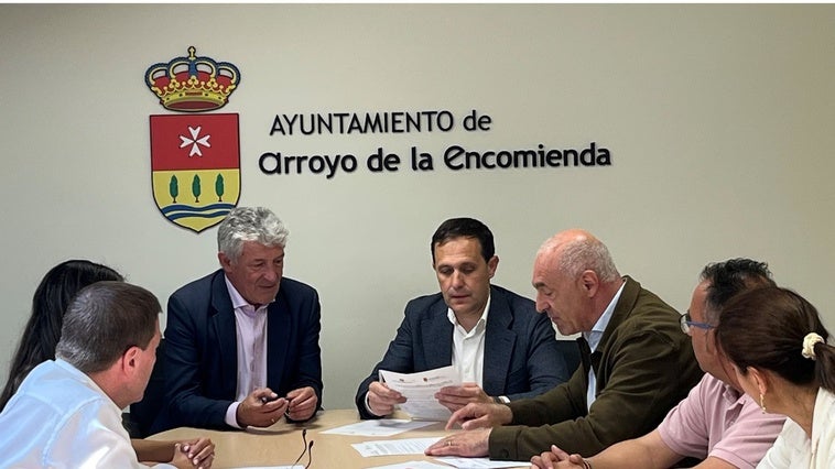 Ayuntamiento de Arroyo y Diputación cierran con éxito el proceso de transferencia de los Servicios Sociales
