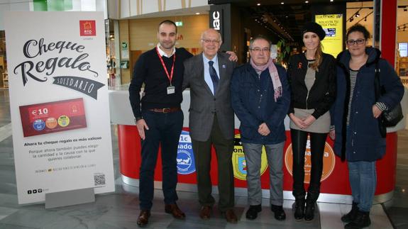 Acto de presentación de la campaña solidaria. 