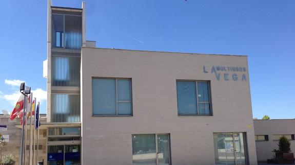 Multiusos de La Vega, cuyas consultas permanecerán cerradas, al menos, durante el verano. 