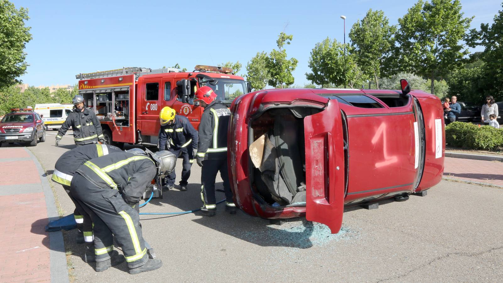 Simulacro de accidente en Villa del Prado