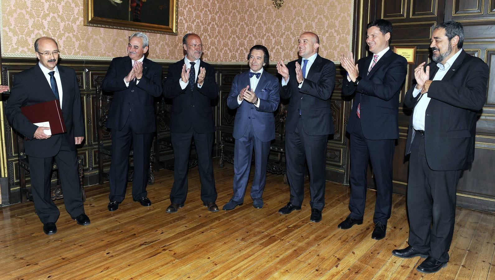 Pedro Antonio Martínez recibe el II Premio de Poesía José Zorrilla