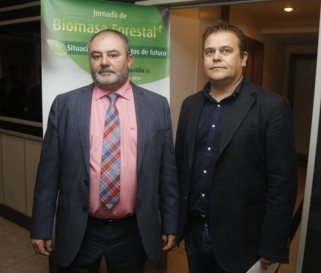 Román Montalvillo, de Banco Sabadell, con Jorge Herrero, director de Expobiomasa.