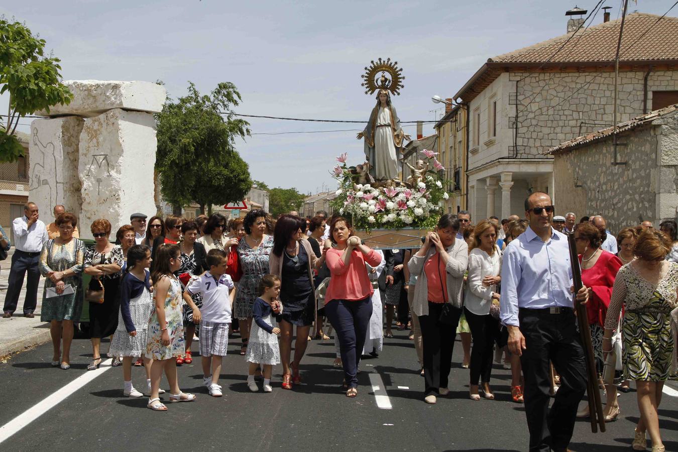 Procesión de la Virgen del Amor Hermoso en Campaspero. Valladolid