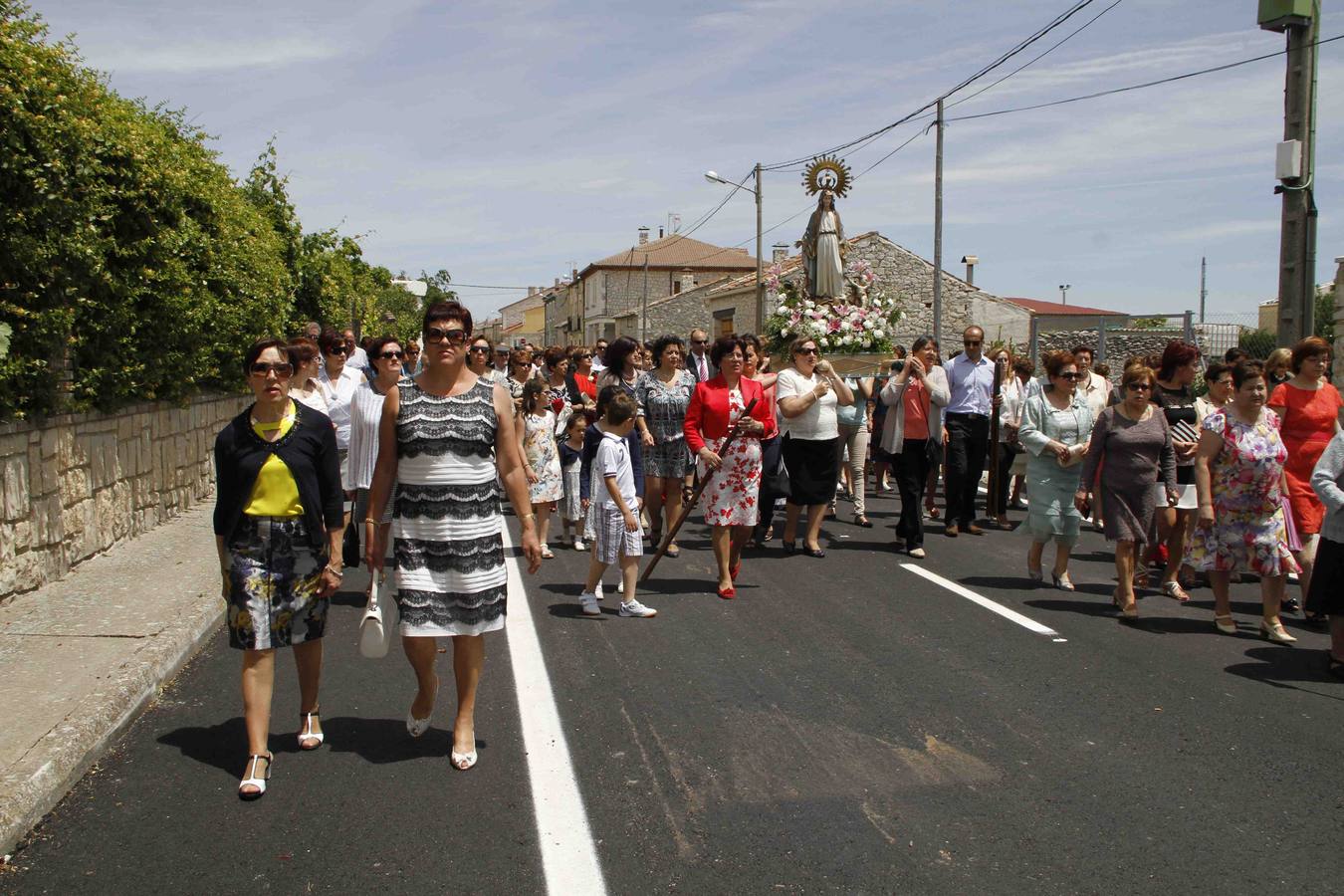 Procesión de la Virgen del Amor Hermoso en Campaspero. Valladolid