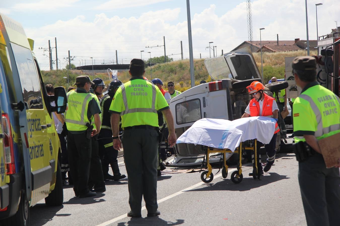 Tres heridos en un accidente de tráfico en Arévalo