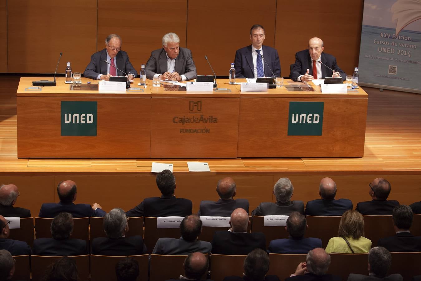 Mesa redonda en homenaje a Adolfo Suárez en Ávila