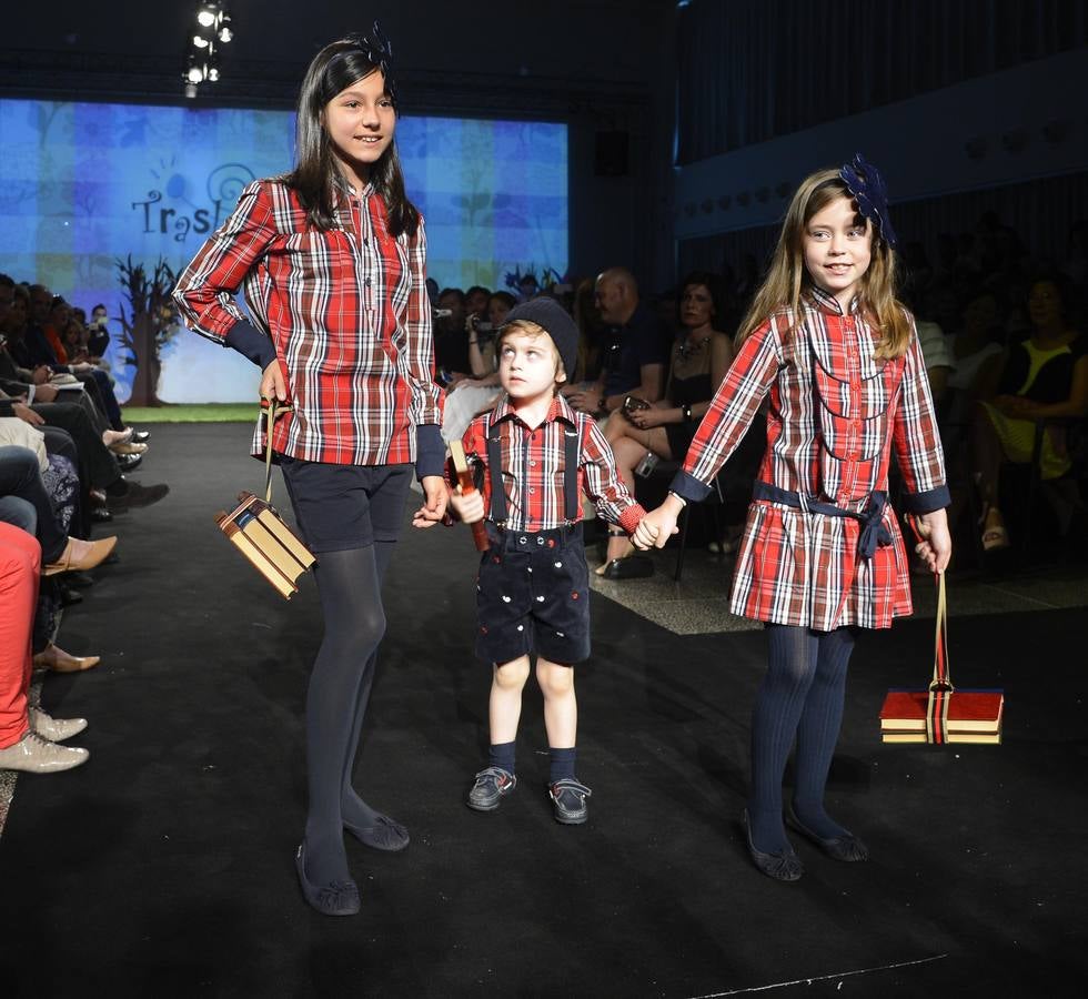 Desfile de Trasluz en la XVII Pasarela de la Moda de Castilla y León.