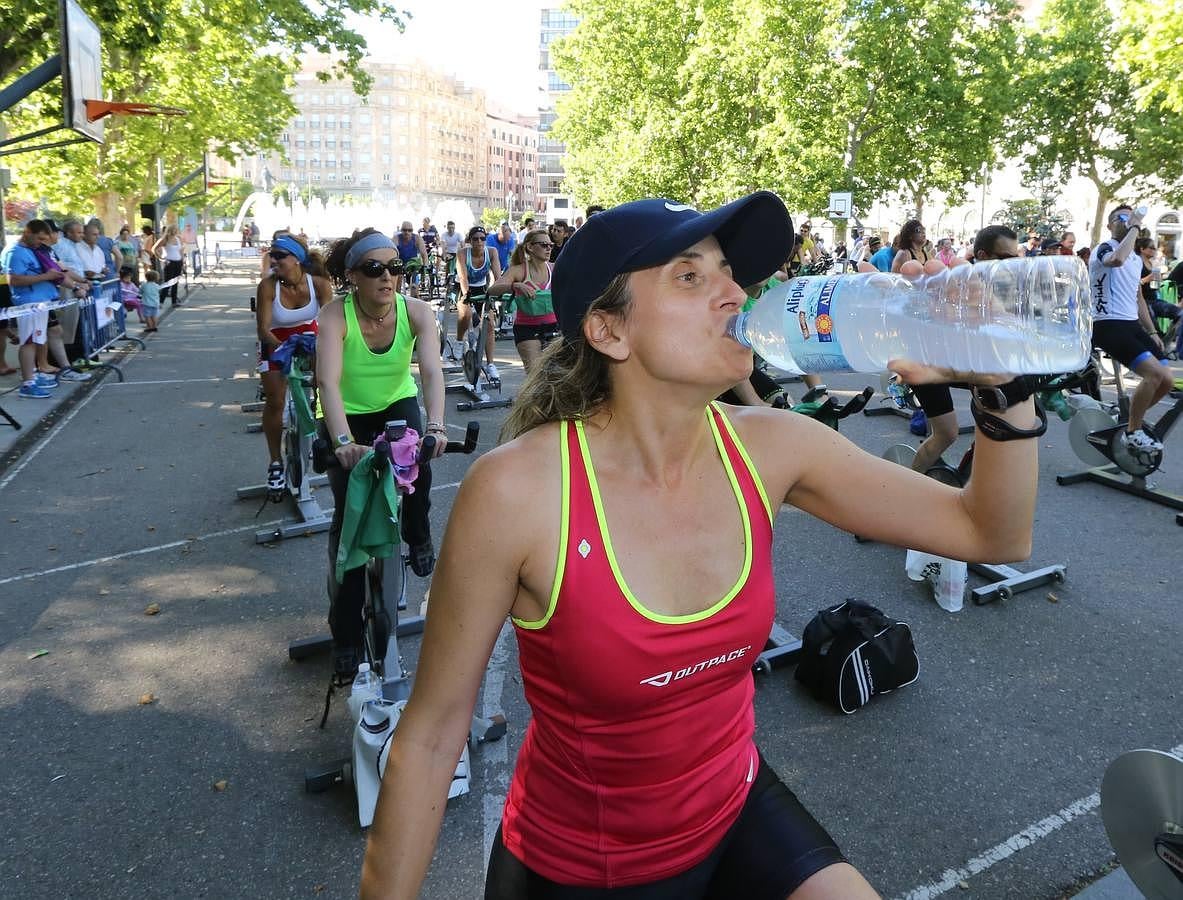 &#039;Spinning&#039; en la acera Recoletos