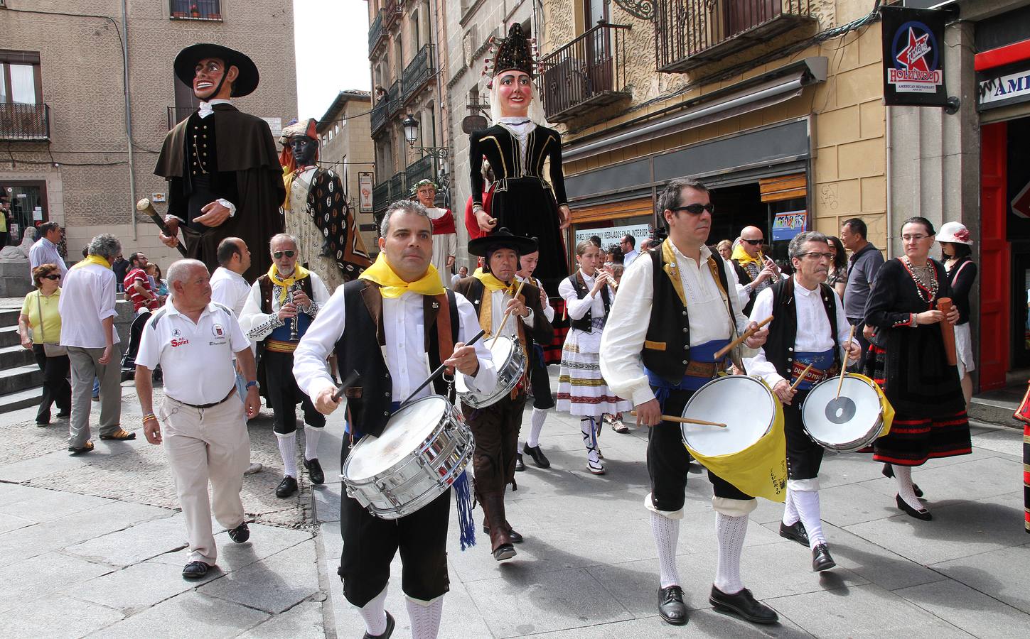 Actos en la festividad de San Pedro en Segovia