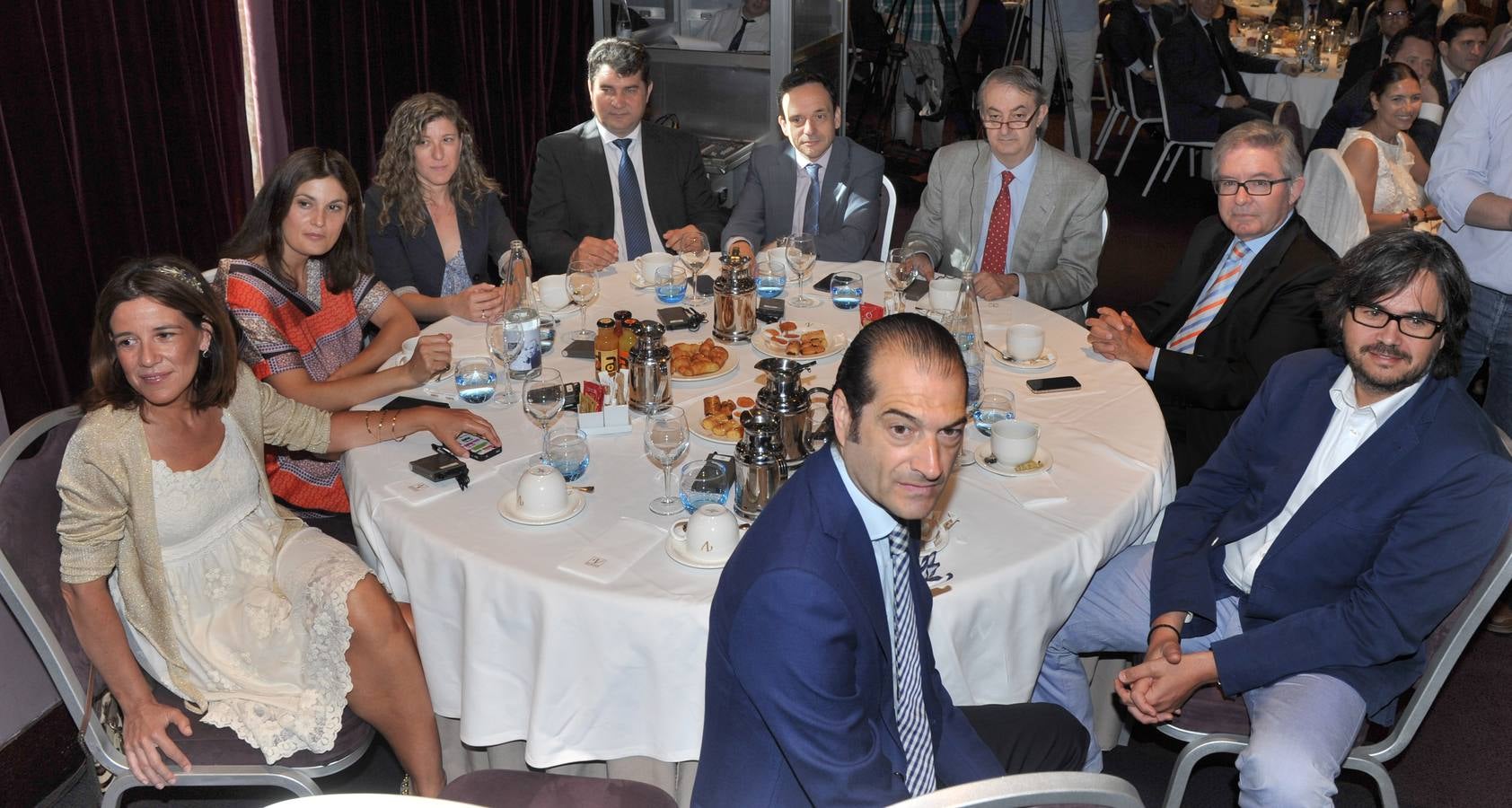 Jesús Manuel Miguel (Viajes El Corte Inglés); María José Gutiérrez y Pilar Moraleda (Telefónica);Vicenta Montes (Sphera); Manuel Fernández (EAM); Javier Escribano (El Norte); José Luis Abellán (Hotel Imperial); Fernando Molpeceres (Cedetel); y Chema Gómez (Evento).