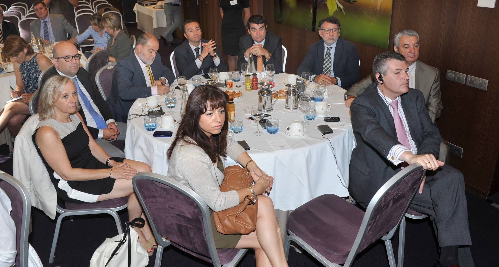 Ana Isabel Díez (Ibermutuamur); Ana Alonso, Domingo Rodríguez y Julio G. Calzada (El Norte); Javier Cid (Alentia); Fernando Anta (Banco Mediolanum); José Llorente (Gestión 99); Abel López (Michelin); y Alfredo Hontañón (Banco Sabadell).