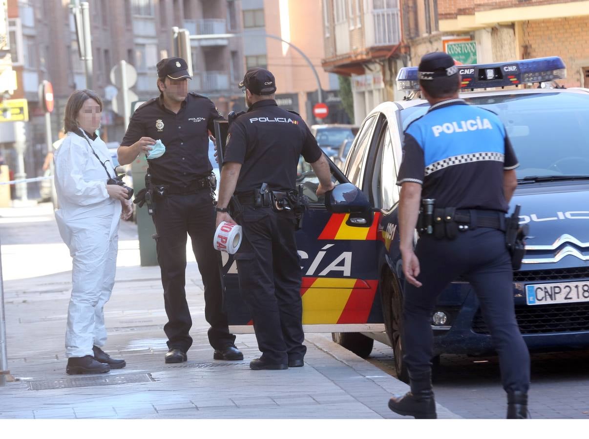 Los bomberos encuentran un cuerpo al ir a sofocar un incendio en la calle San Luis de Valladolid