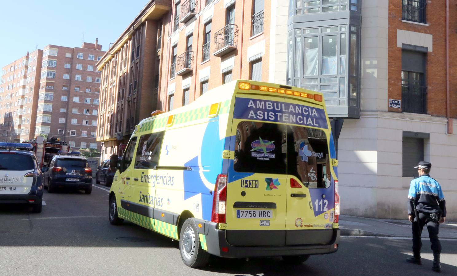 Los bomberos encuentran un cuerpo al ir a sofocar un incendio en la calle San Luis de Valladolid