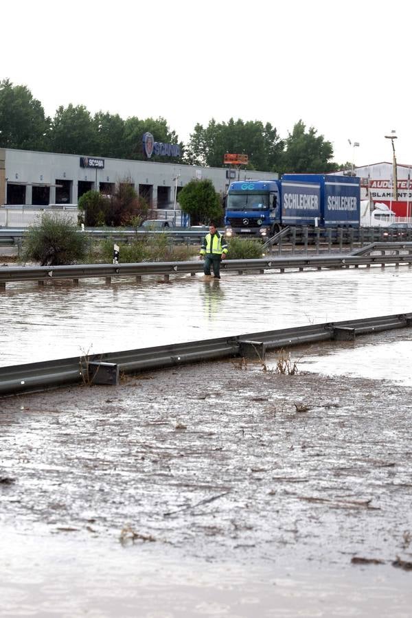 Retenciones por las lluvias en la A-62 entre Cabezón de Pisuerga y Cigales