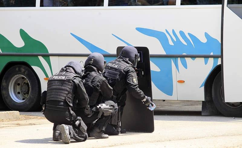Exhibición del GEO de la Policía Nacional en Carrión de los Condes. Palencia