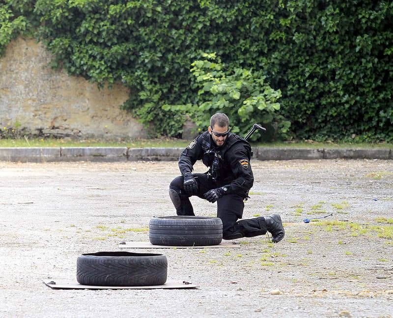Exhibición del GEO de la Policía Nacional en Carrión de los Condes. Palencia
