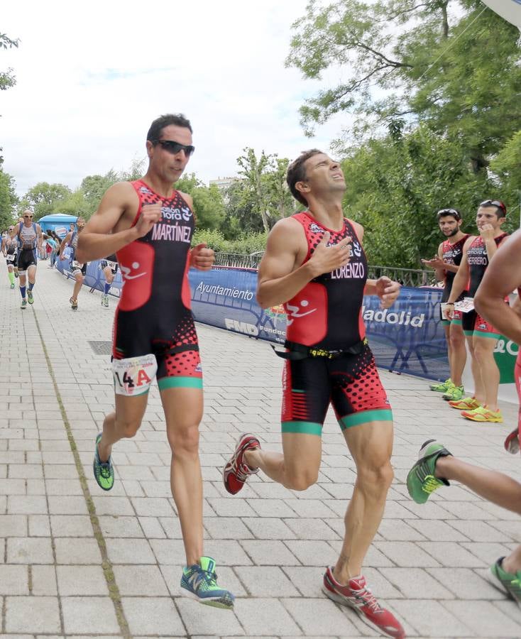 I Triatlón contrarreloj por equipos Playa de las Moreras