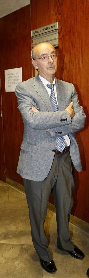 El exjefe de Mantenimiento del Ayuntamiento de Valladolid, Luis Alberto Samaniego, declara en el juzgado