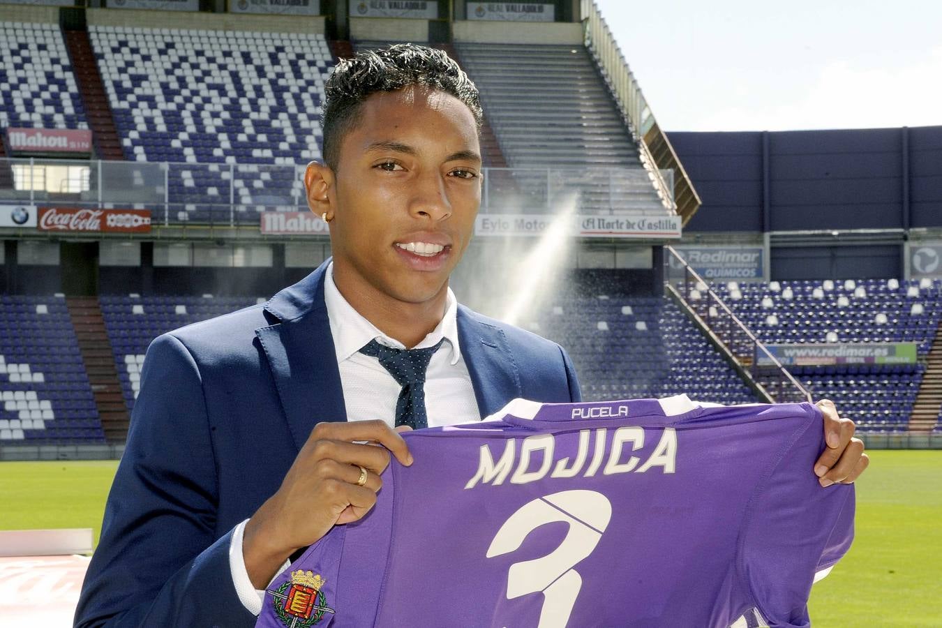 Presentación de Johan Mojica como nuevo jugador del Real Valladolid