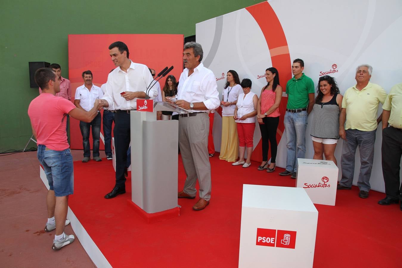 El secretario general del PSOE Pedro Sánchez, en Grajera (Segovia)