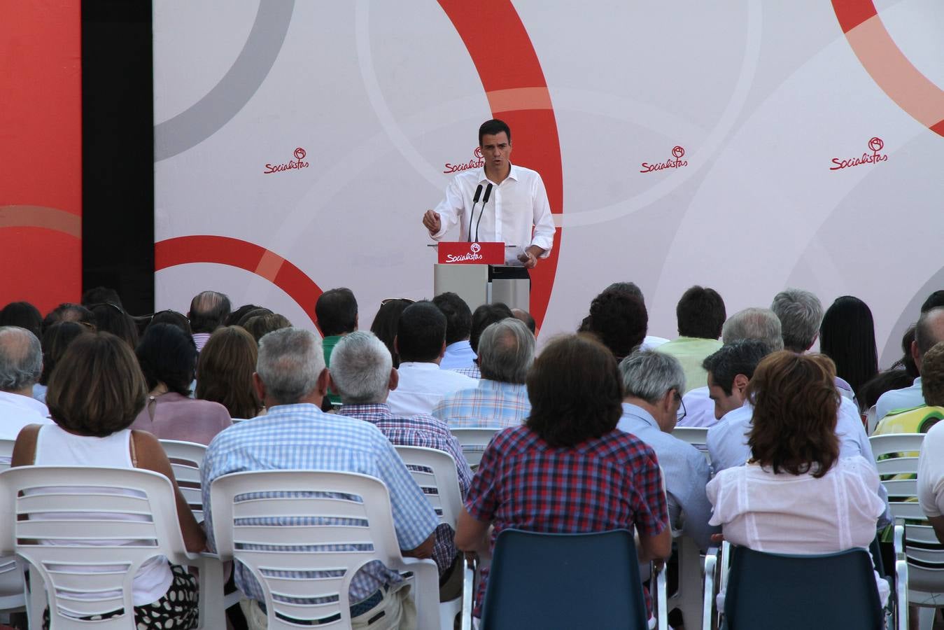 El secretario general del PSOE Pedro Sánchez, en Grajera (Segovia)