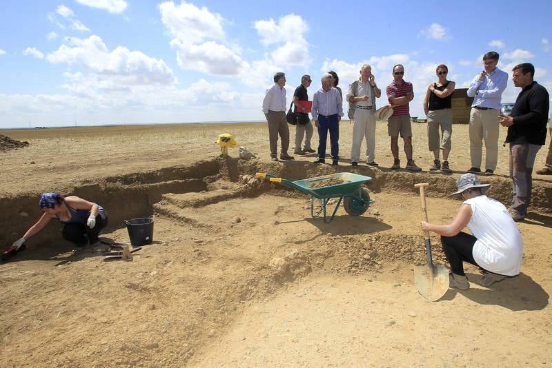 Visita al yacimiento arqueológico de Dessobriga en Osorno (Palencia)