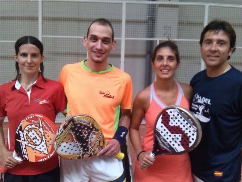 Participantes en el I Torneo de Pádel Trofeo ATV Mercedes Open de Verano