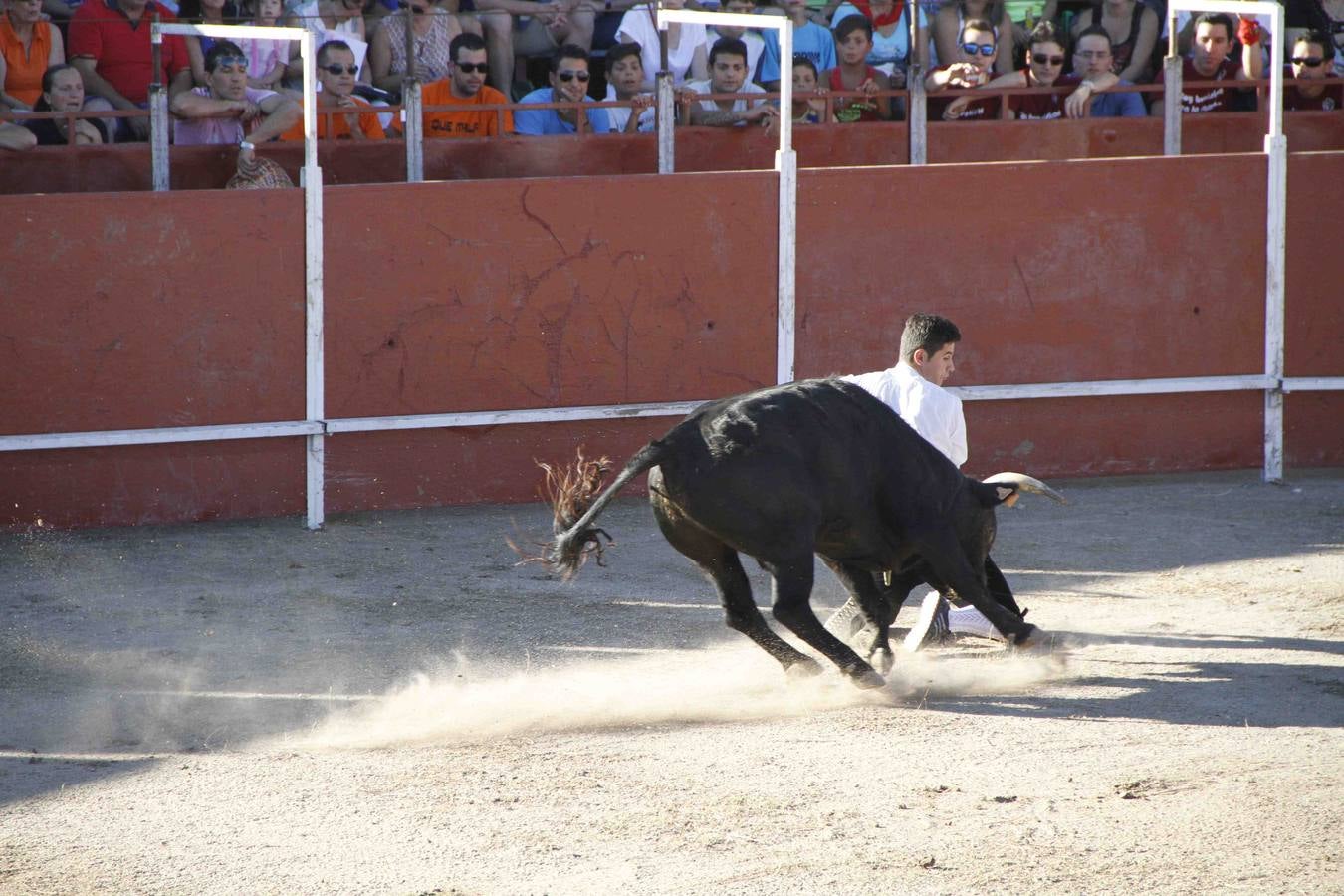 Exhibición de cortes, quiebros y saltos en Campaspero