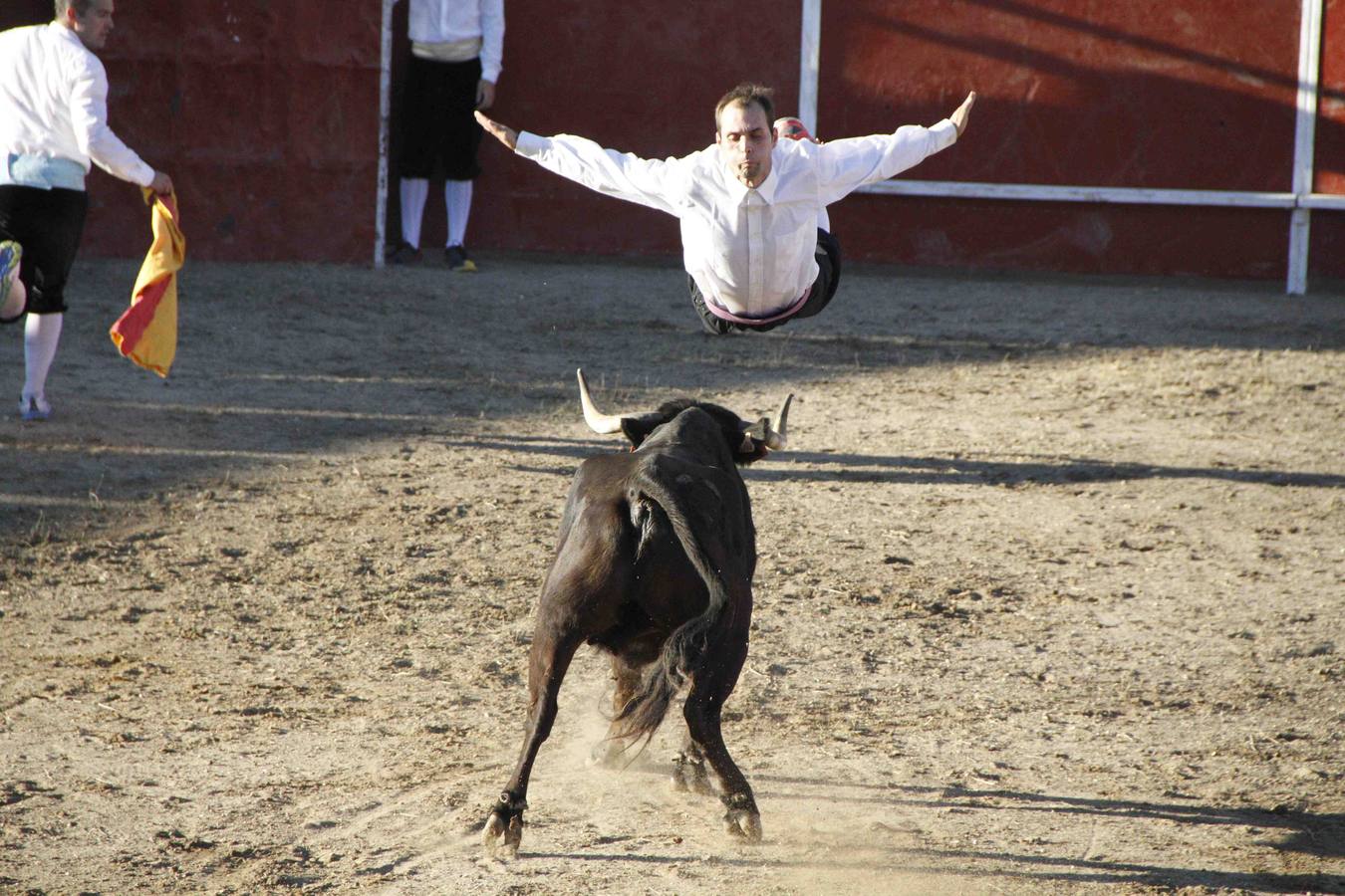 Exhibición de cortes, quiebros y saltos en Campaspero