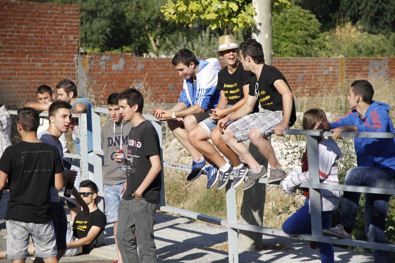 Encierro de la Vaca de la Afición y el Toro del Páramo en Campaspero. Valladolid