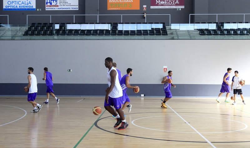Primer entrenamiento del Baloncesto Palencia de la temporada 2014-2015