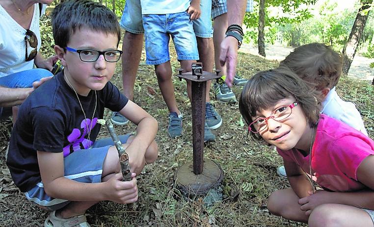 Arte efímero en El Collao de Herguijuela de la Sierra (Salamanca)