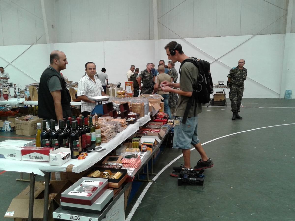 Mercadillo dominical en la base de Marjayoun (Líbano)