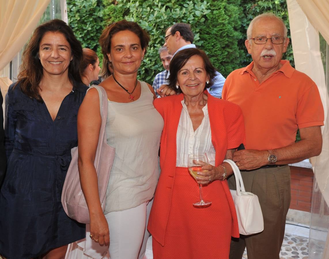 Marta del Cura, Mariola Arraiza, Ángela Rivero y Jesús Arraiza.