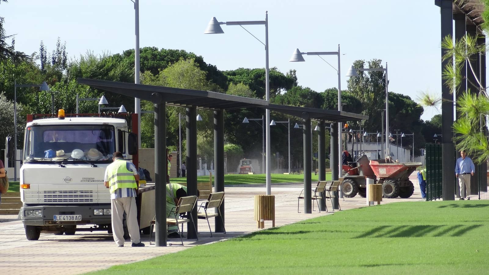 Nuevo paseo en el Pinar de Antequera contruido en los terrenos liberados del tren