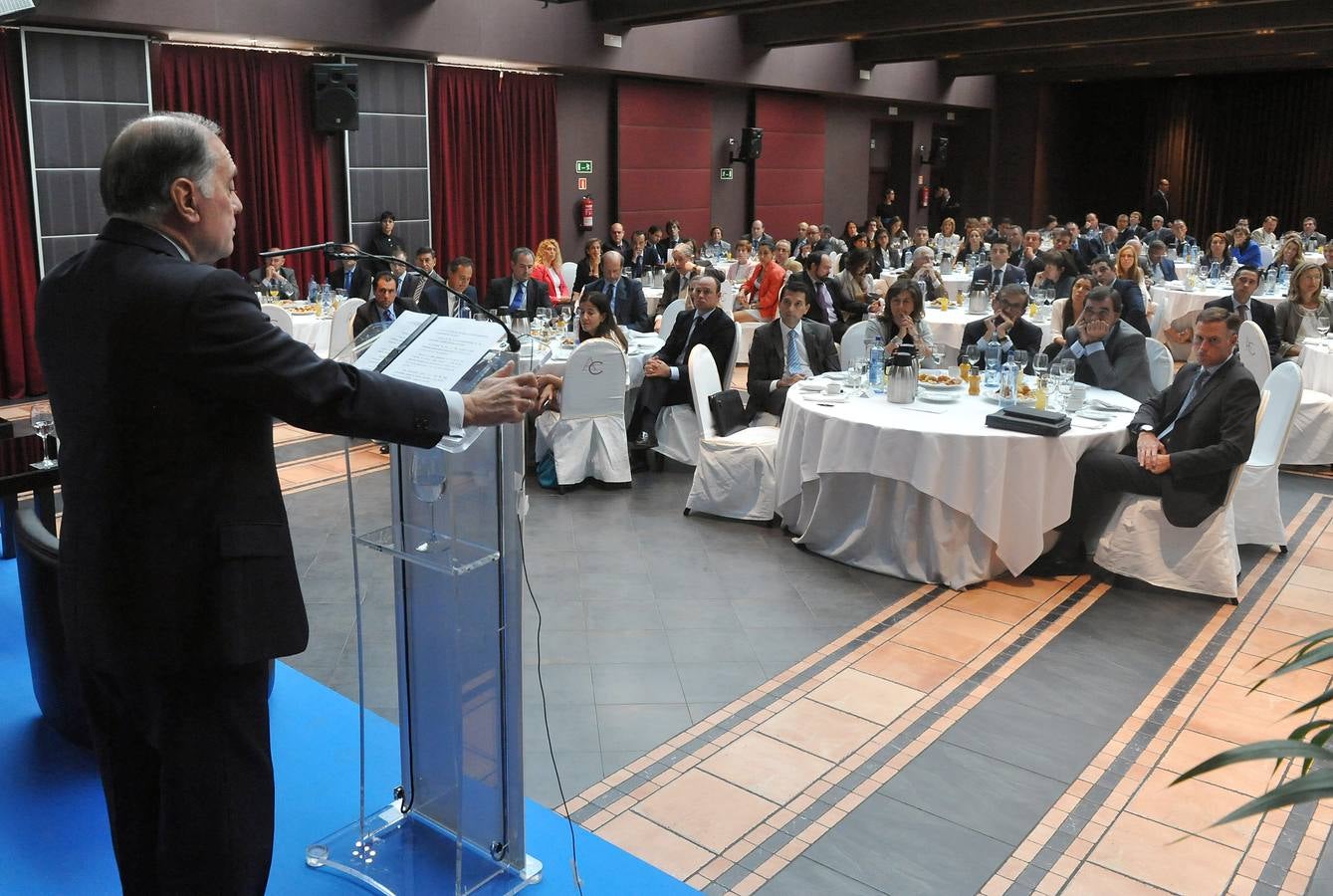 Jornada sobre la internacionalización de las empresas y las perspectivas de crecimiento económico organizada por El Norte de Castilla y el BBVA