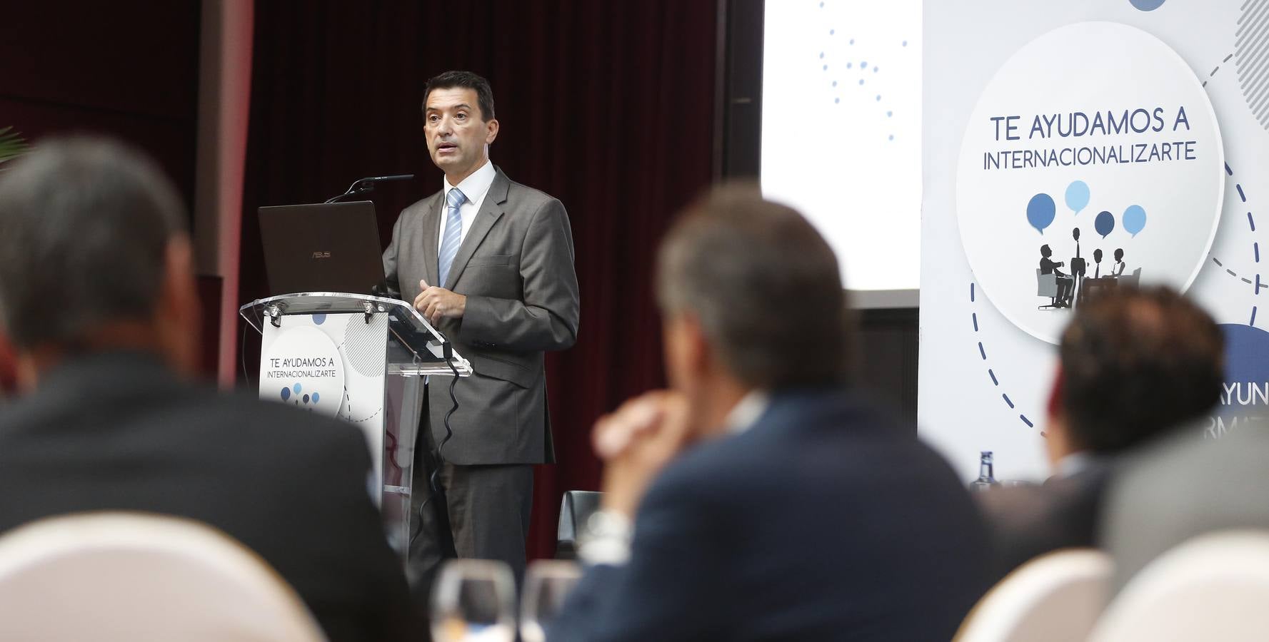 Jornada sobre la internacionalización de las empresas y las perspectivas de crecimiento económico organizada por El Norte de Castilla y el BBVA