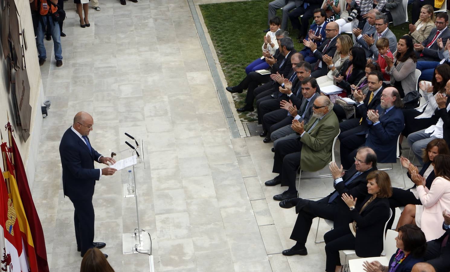 Inauguración del Patio El Norte de Castilla del Centro e-LEA Miguel Delibes de la Villa del Libro de Urueña (1/2)