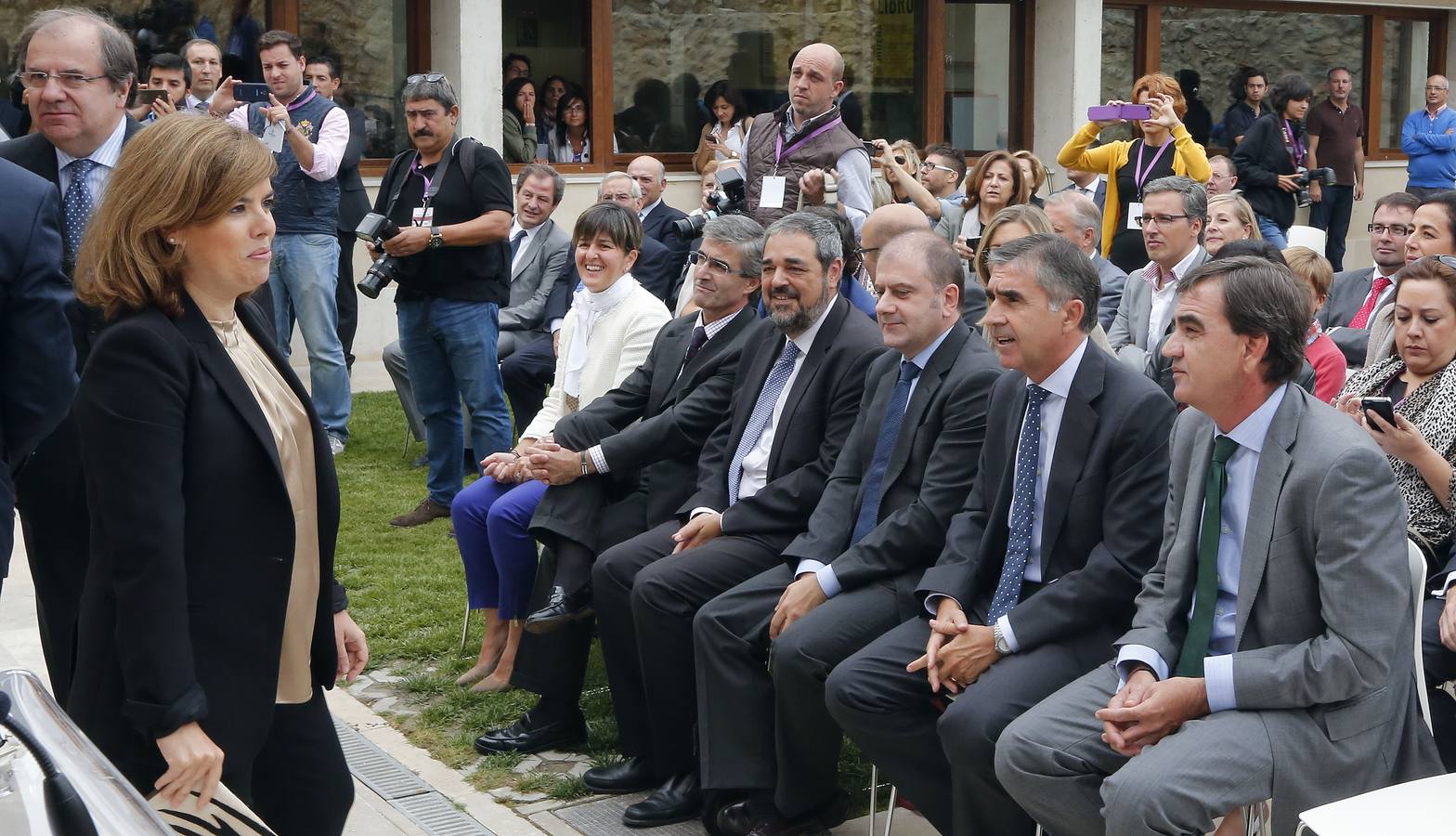 Inauguración del Patio El Norte de Castilla del Centro e-LEA Miguel Delibes de la Villa del Libro de Urueña (2/2)