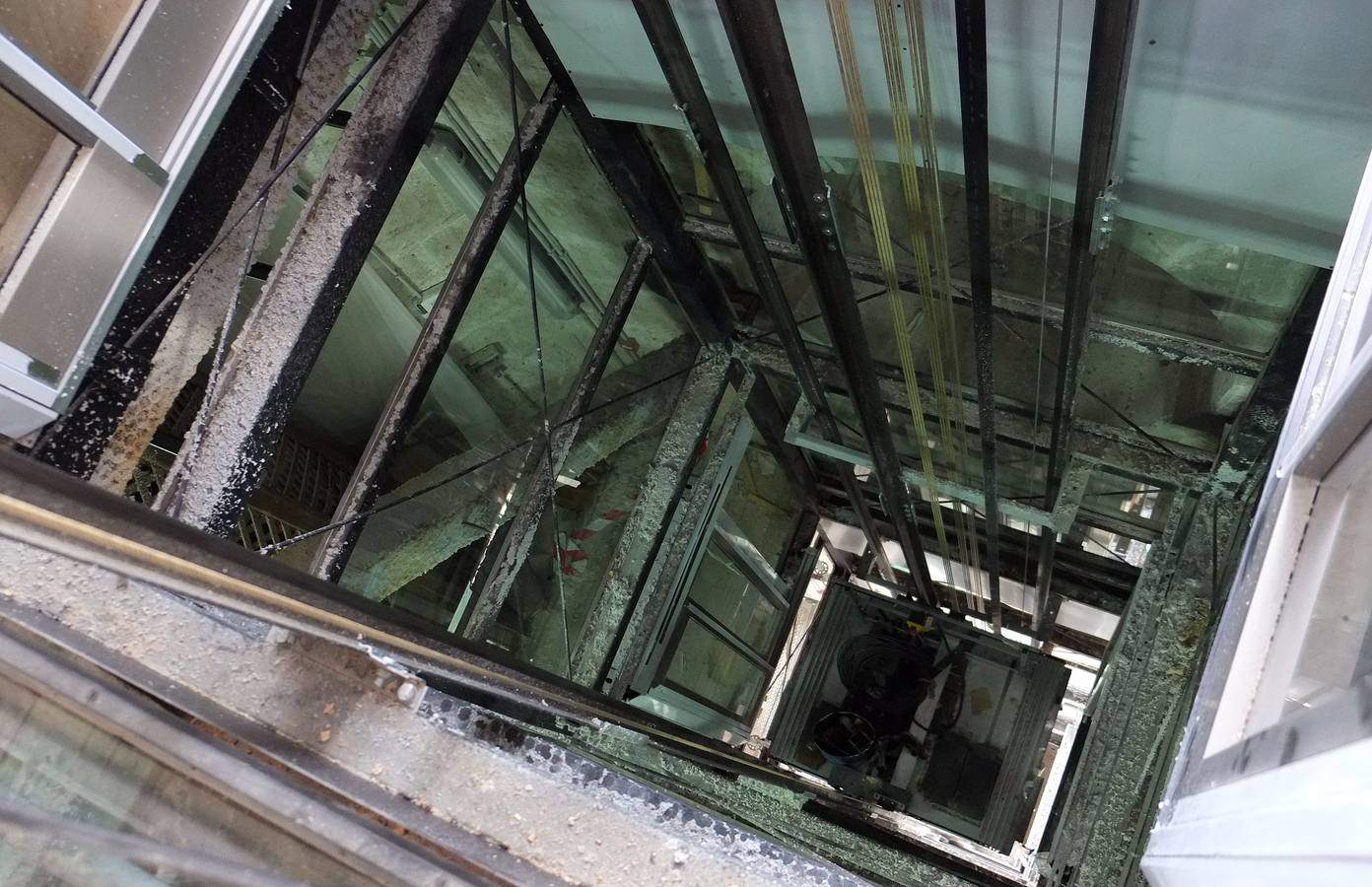Visita a las obras del ascensor de la torre de la catedral de Valladolid