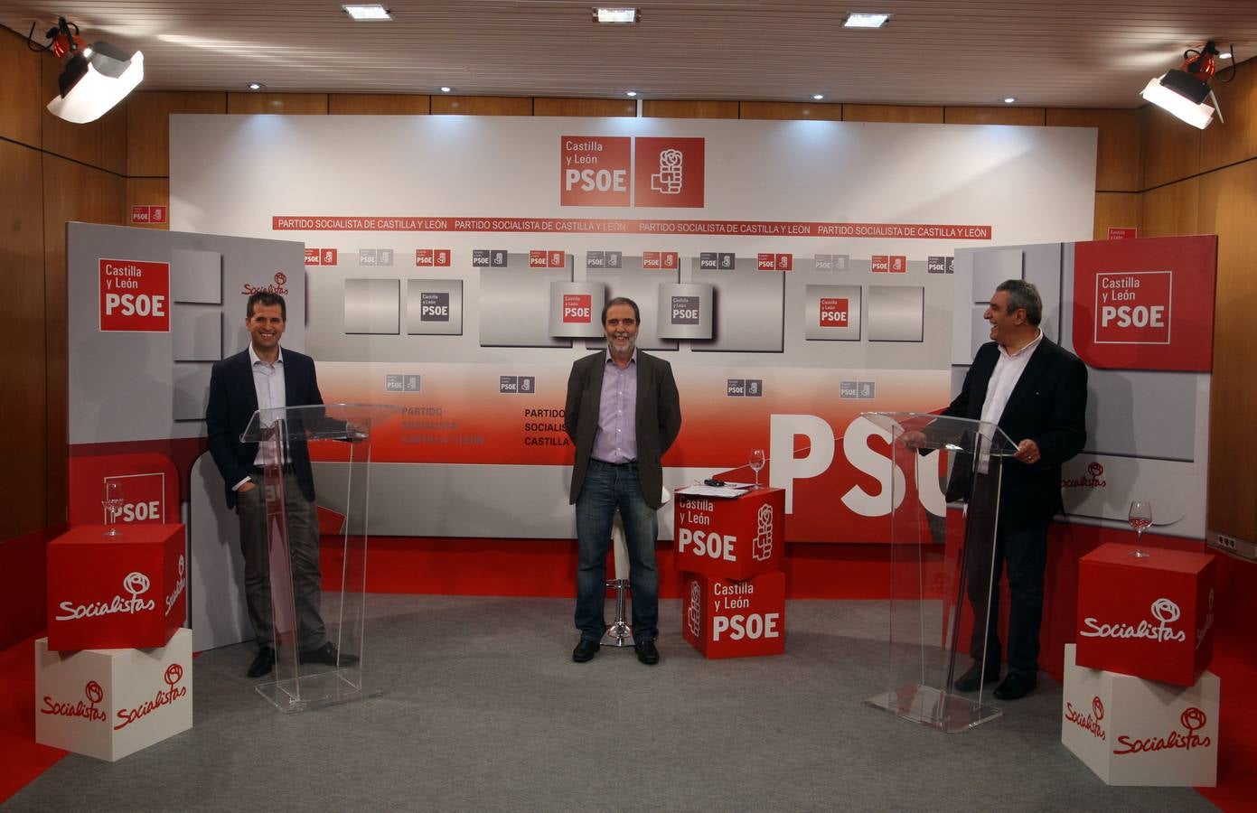 Debate entre los candidatos a la Secretaría regional del PSOE