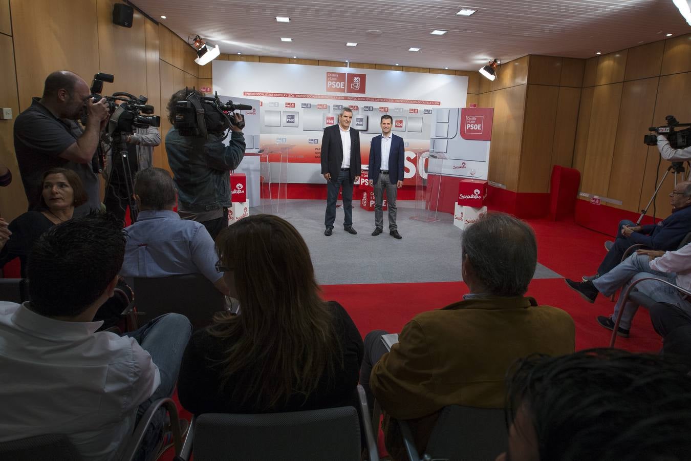 Debate entre los candidatos a la Secretaría regional del PSOE