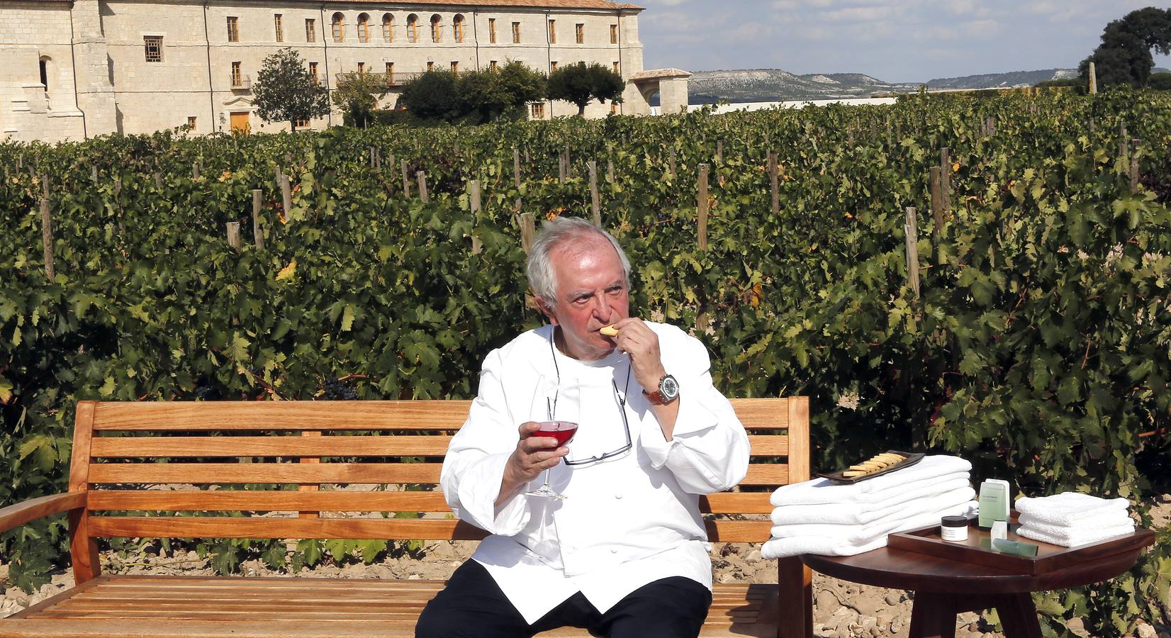 Pisada de uva en Abadía de Retuerta en Sardón de Duero (Valladolid)