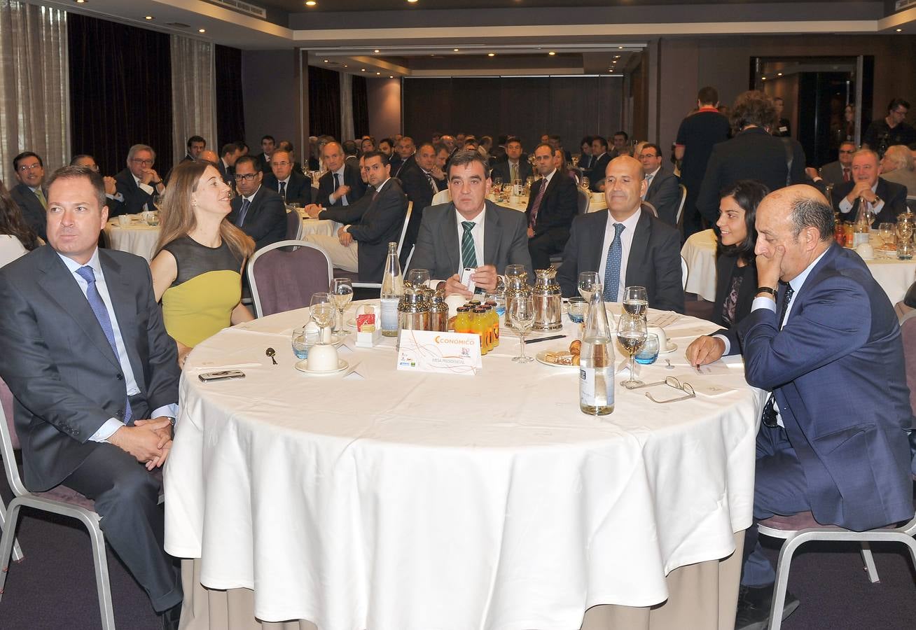 Fernando Ponzán (director de zona del Banco Sabadell); Eva Lamalfa (directora de Comunicación de Gullón); Ignacio Pérez (director general de El Norte); Enrique Maganto (director territorial del Banco Sabadell);y Cristina Llorente y José Peláez (Collosa).